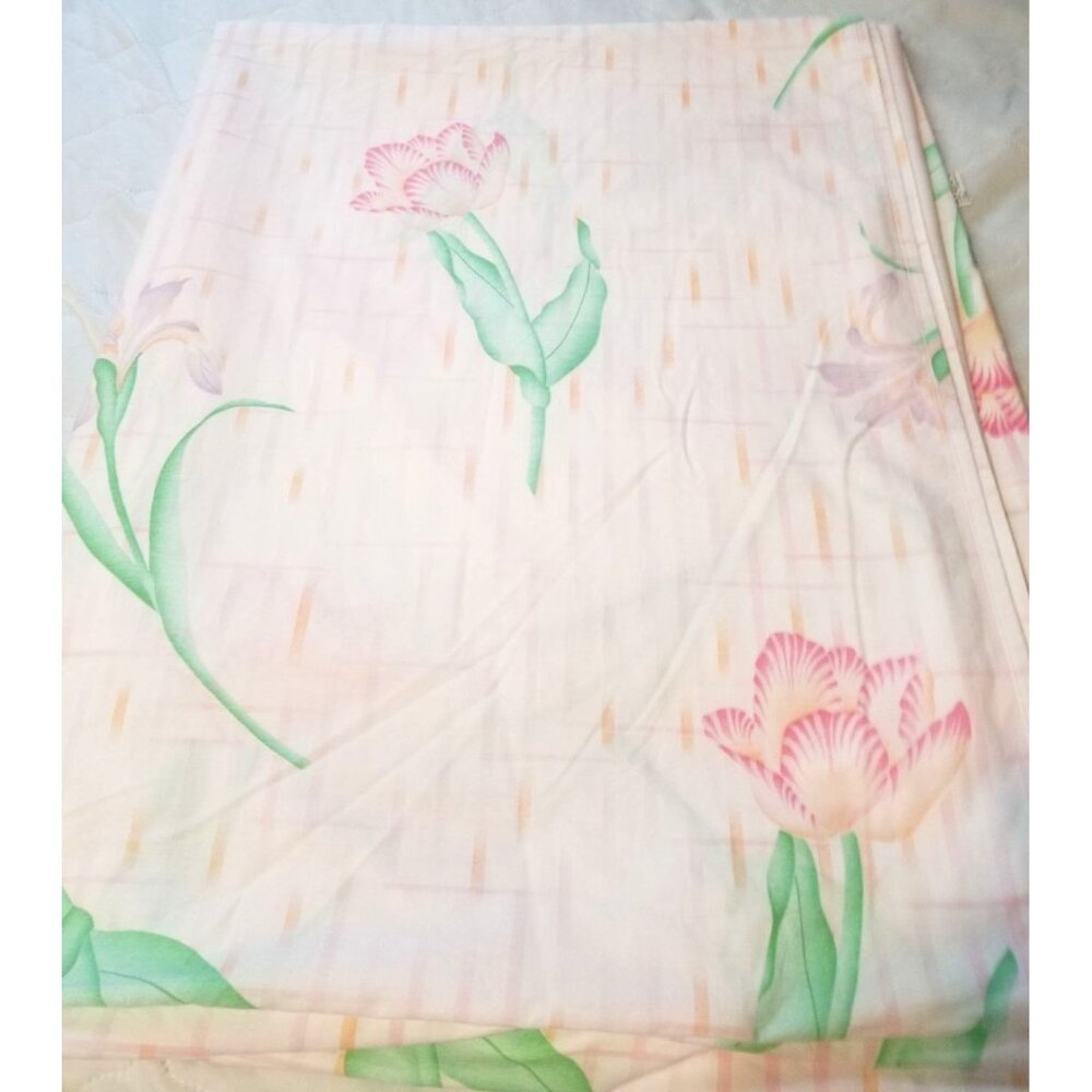 Vintage Tastemaker Full Size Flat Sheet Floral Tulips No Iron Percale USA 50% Co